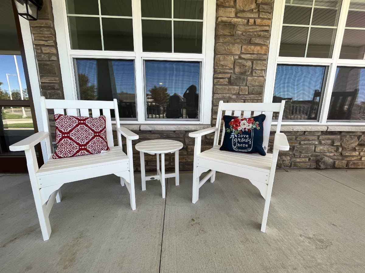 heartstone porch chairs
