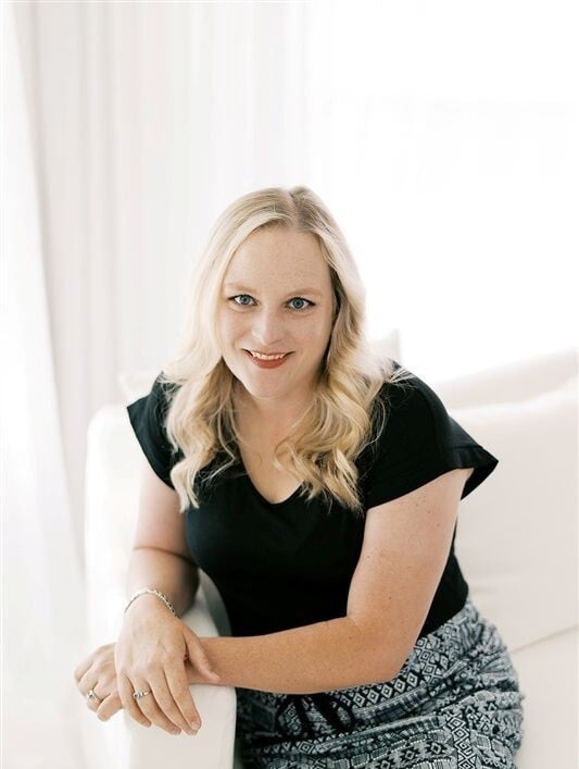 Laura A Headshots-10_websize 2025