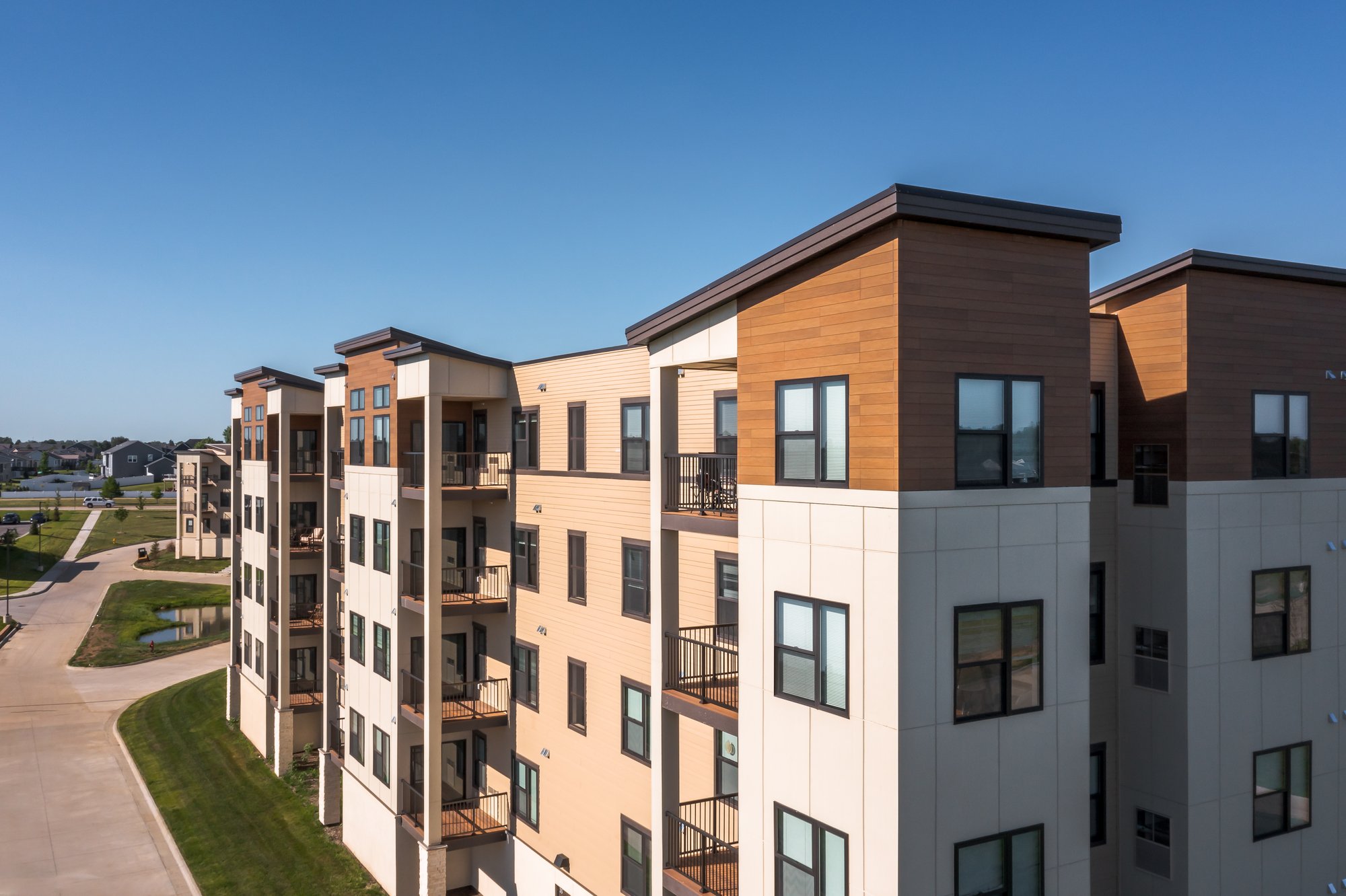 The Summit Bettendorf buildings