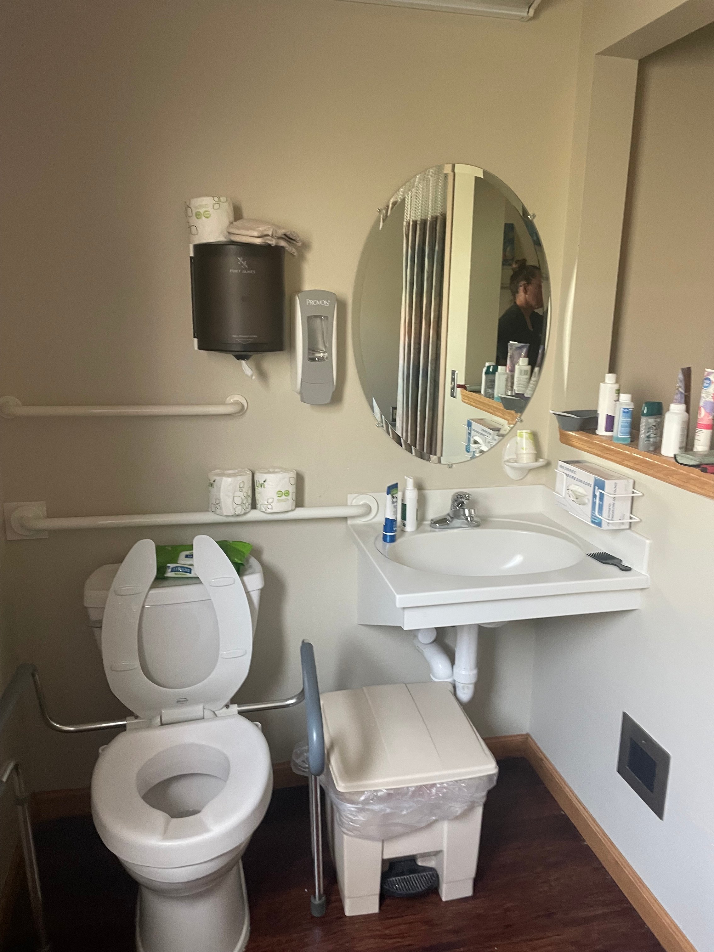 PCMC - Resident Room Bathroom - Before