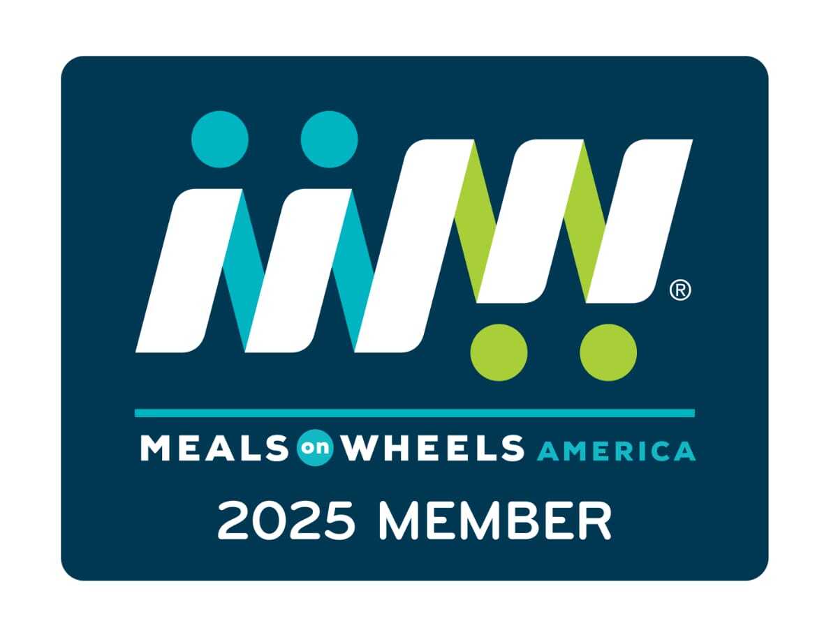 Delivering Meals to Seniors with Meals on Wheels | WesleyLife