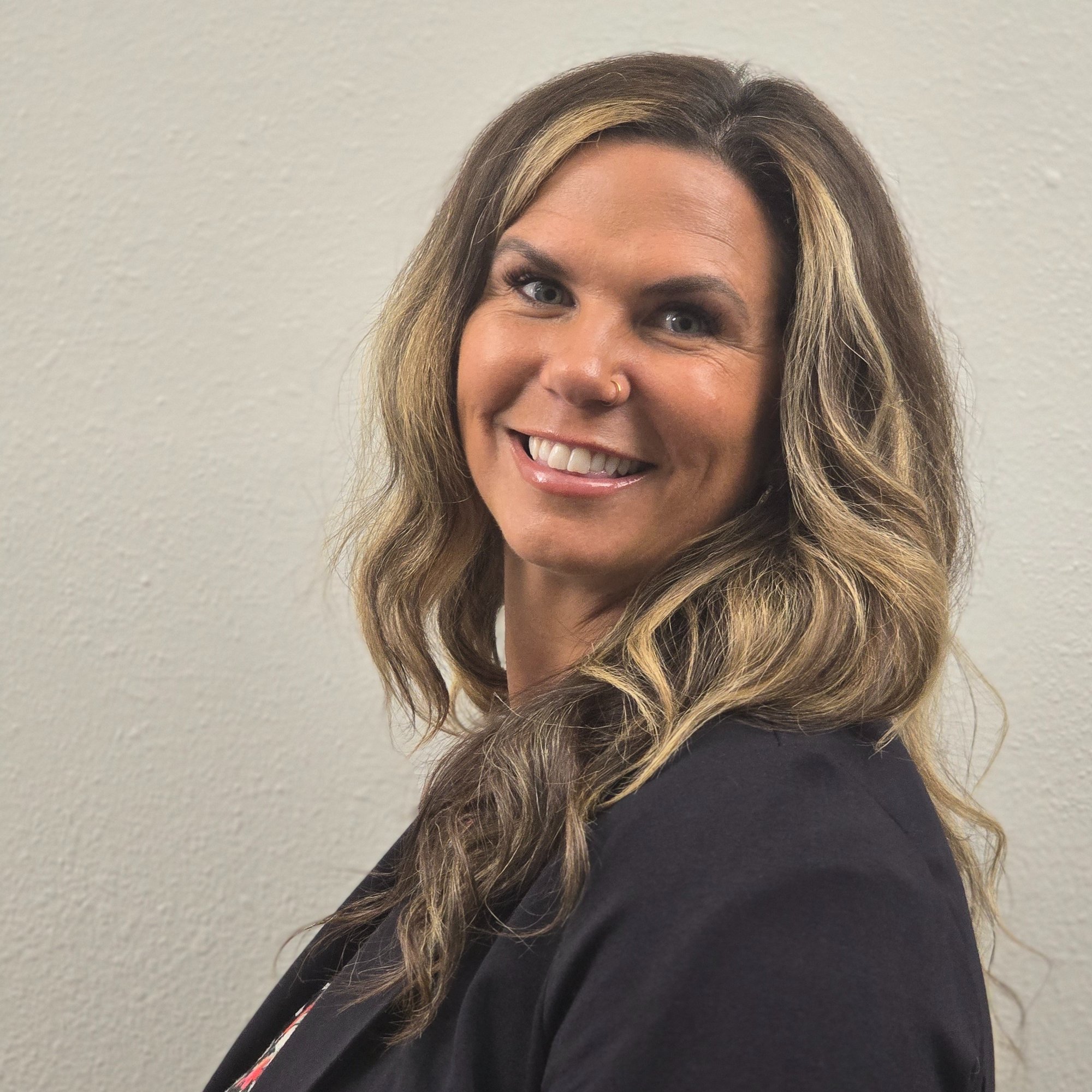 Kim Grasty Headshot